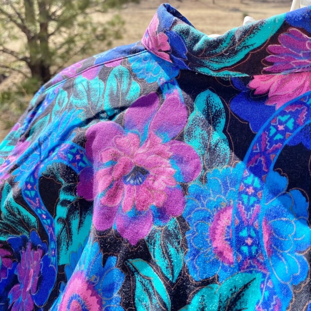 Vintage Floral Button-Down Wrangler Shirt - Picture 7 of 7